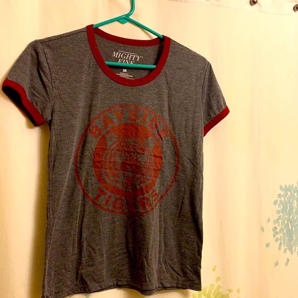 Mighty Fine Tops - 3/$10🌼 Bayside Tigers t-shirt